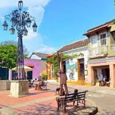 2cb-3 De 2 Alcobas En El Centro Historico Con Aire Acondicionado Y Wifi *