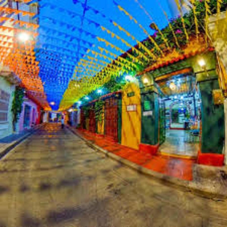 Apartamento 2cb-3 De 2 Alcobas En El Centro Historico Con Aire Acondicionado Y Wifi Cartagena